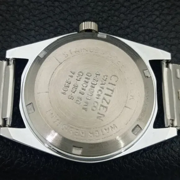Vintage 1973 Citizen Automatic Mens Silver Watch W/daydate & White accents - Picture 8 of 9